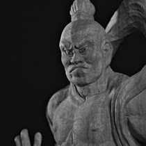 Niō Statues